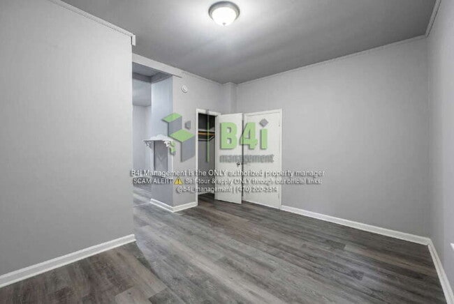 Building Photo - 1645 Vinson Hwy SE
