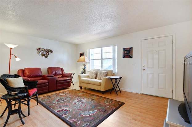 Building Photo - 9115 Tudor Dr