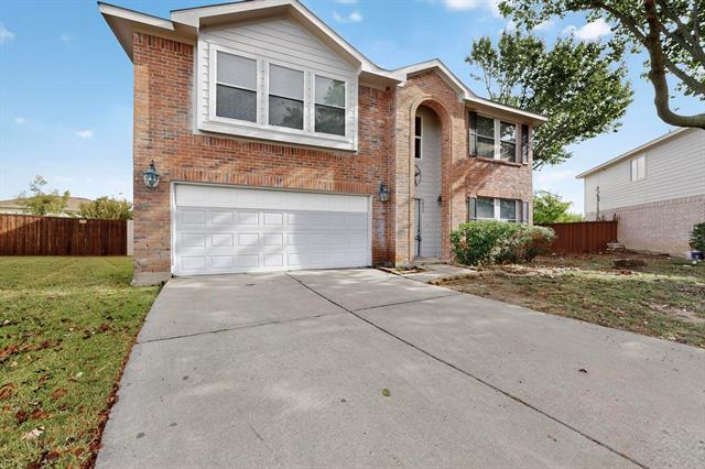 Building Photo - 2800 Briargrove Ln