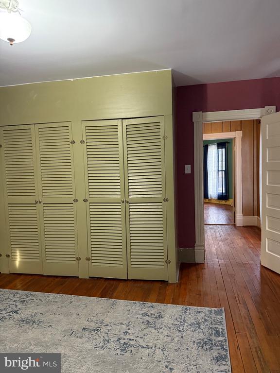 Building Photo - 161 Capon St