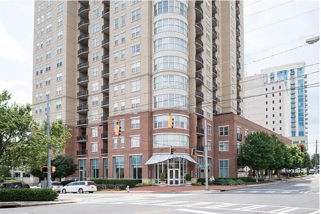 Building Photo - 325 East Paces Ferry Rd NE