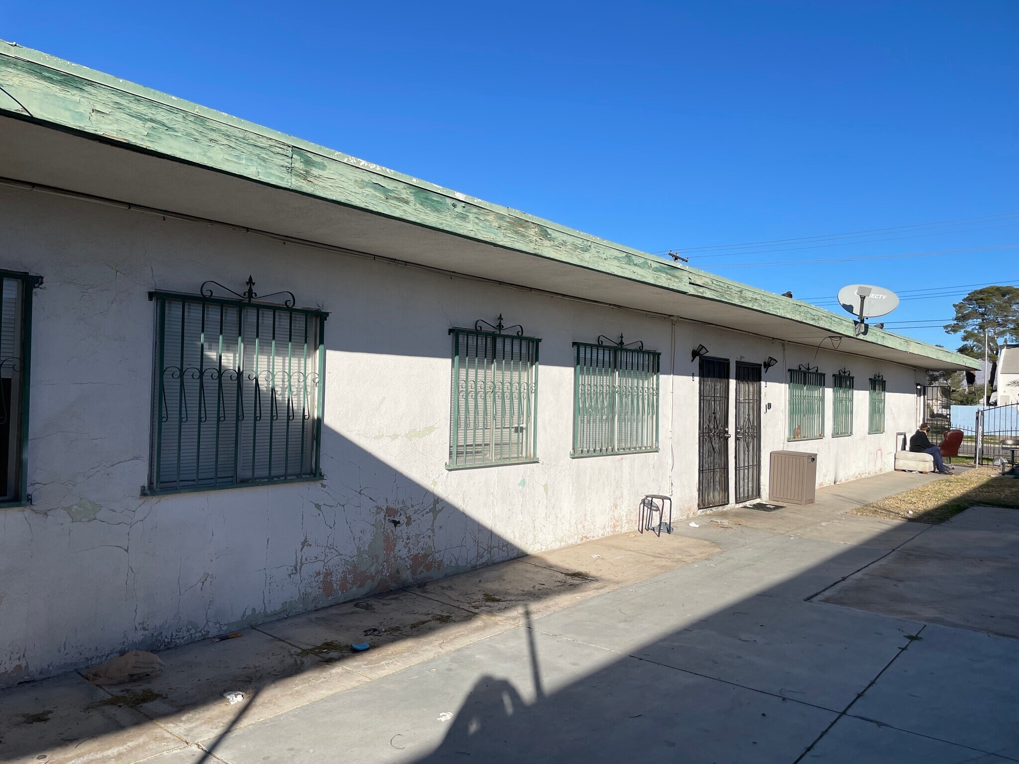Building Photo - 705 Morgan Ave
