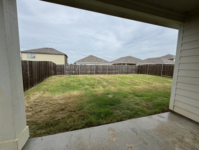 Building Photo - 10341 Castle Lyons Ln