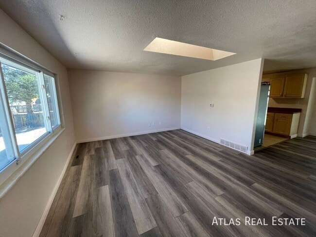 Building Photo - 4435 S Anjelina Cir