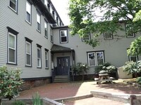 Building Photo - 12 Walnut St