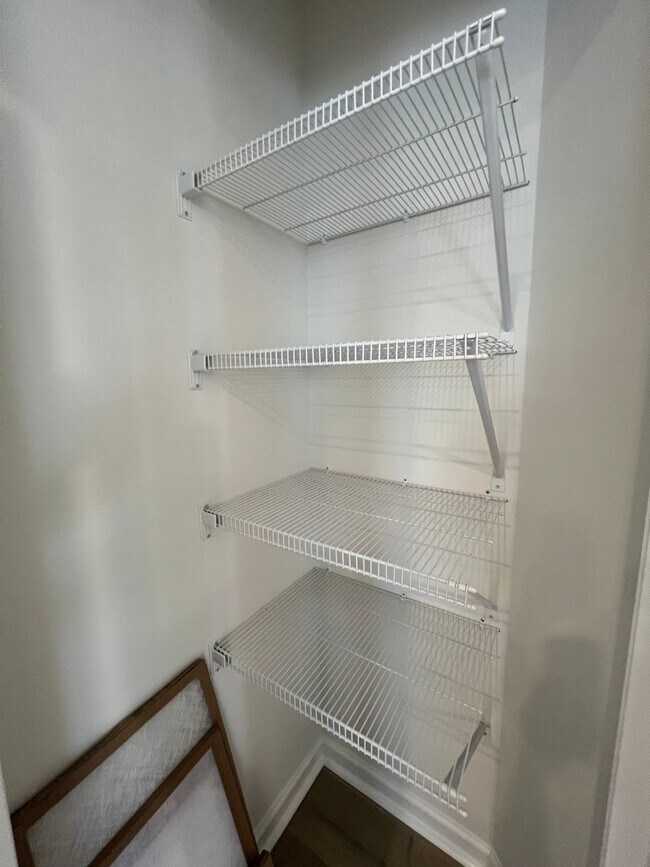 Building Photo - $300 Off First Month's Rent! Beautiful New...