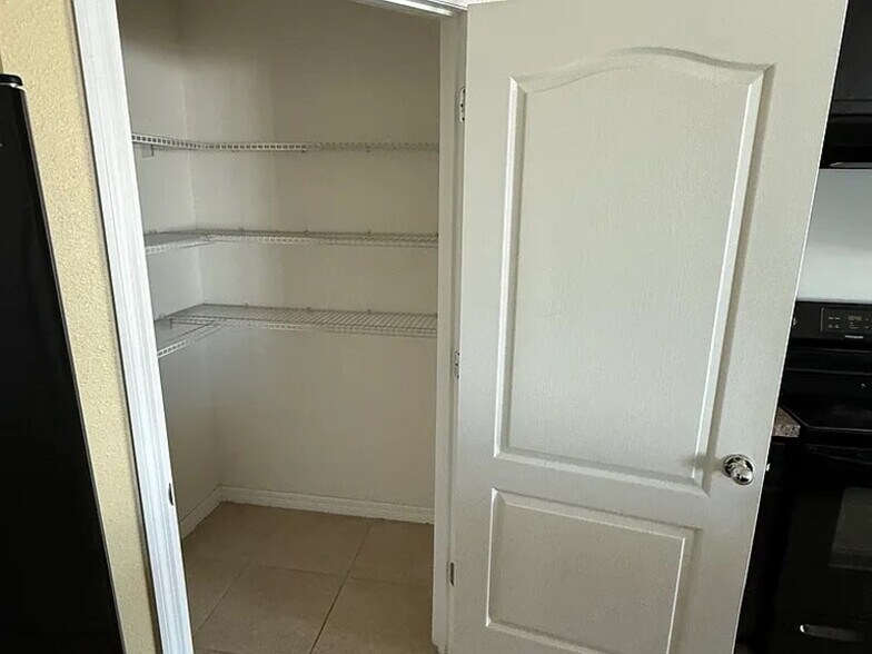 Building Photo - 1878 Cassidy Knoll Dr