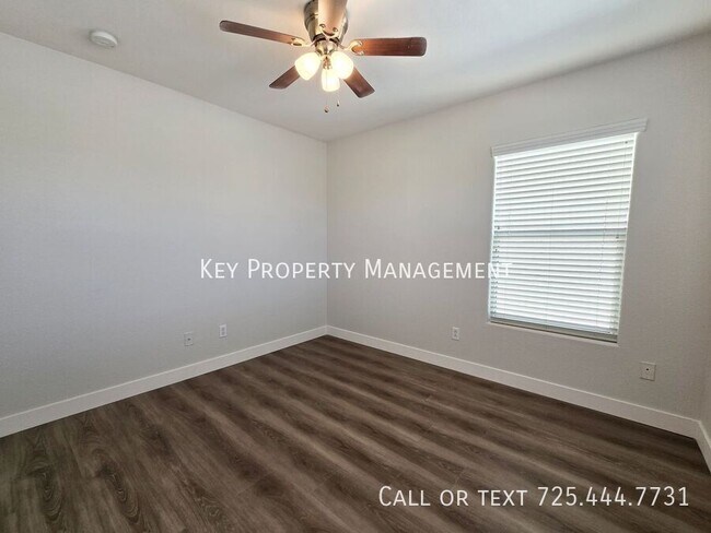 Building Photo - 8789 Ashley Park Ave