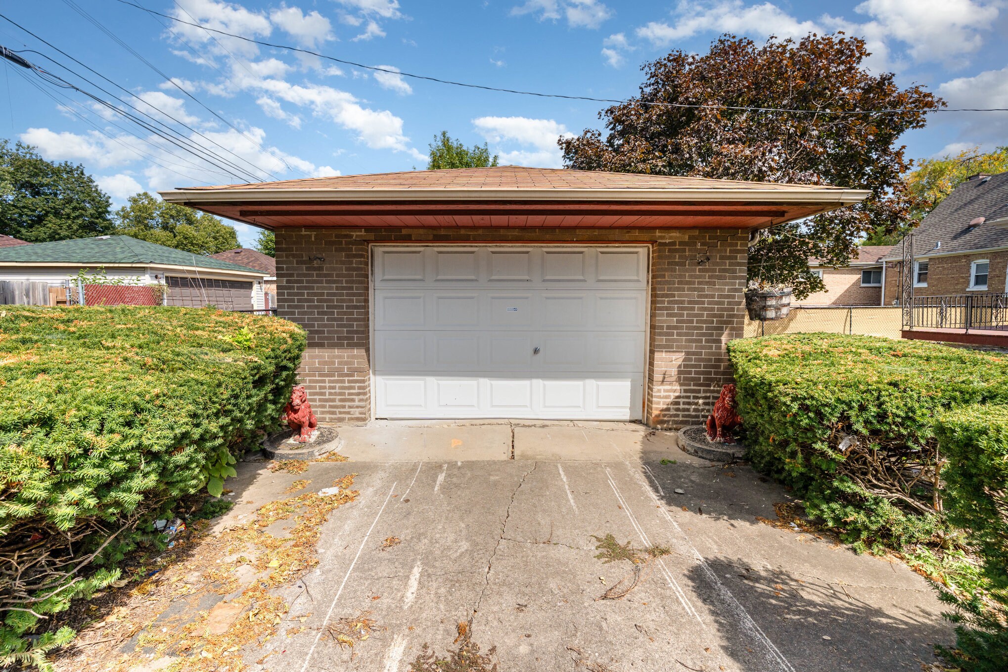 Building Photo - 9356 S Union Ave