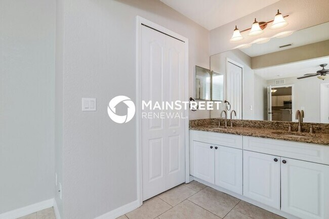Building Photo - 3 Bedroom Pet-Friendly Home in North Port, FL with Main Street Renewal