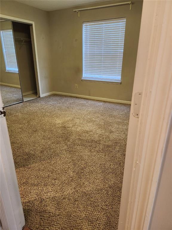 Building Photo - 220 St Andrews Ct