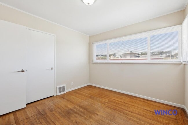 Building Photo - 167 Glenwood Ave
