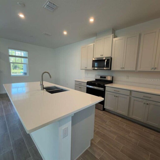 Building Photo - 2468 Celebration Blvd