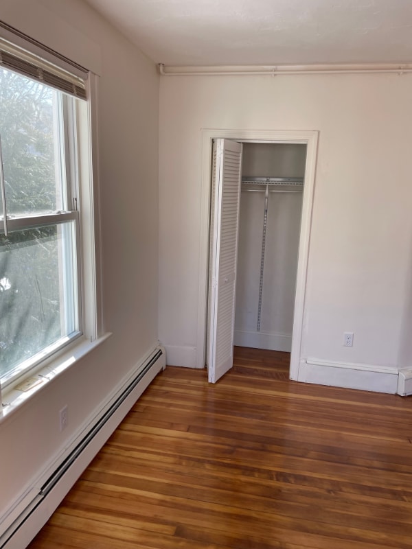 Building Photo - 10.5 Bentley St