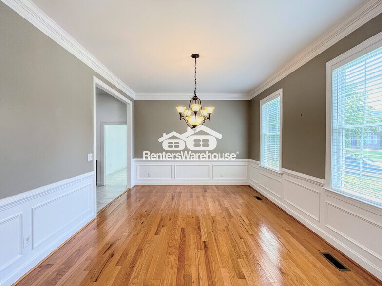 Building Photo - 816 Gilchrist Ct