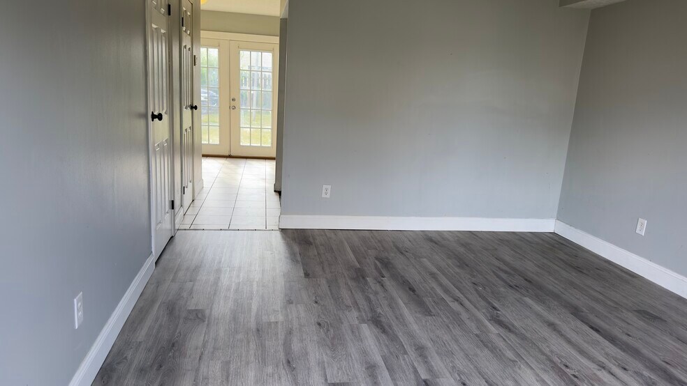 Building Photo - 1596 Worthington Row Dr