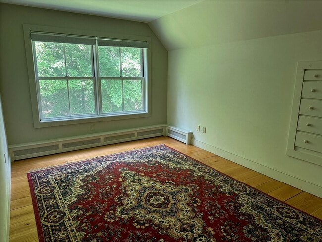 Building Photo - 41 Redmond Way