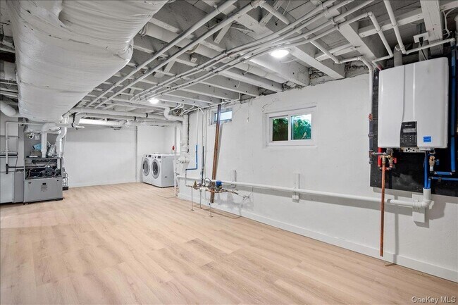 Building Photo - 100 High Ave