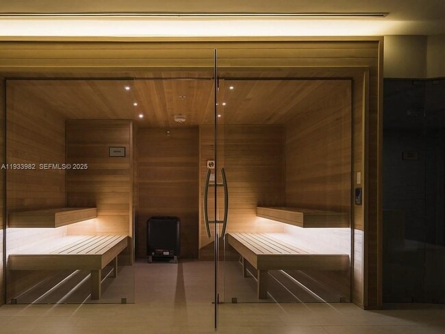 Building Photo - 488 NE 18th St