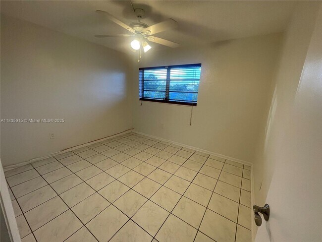 Building Photo - 3881 W Flagler St