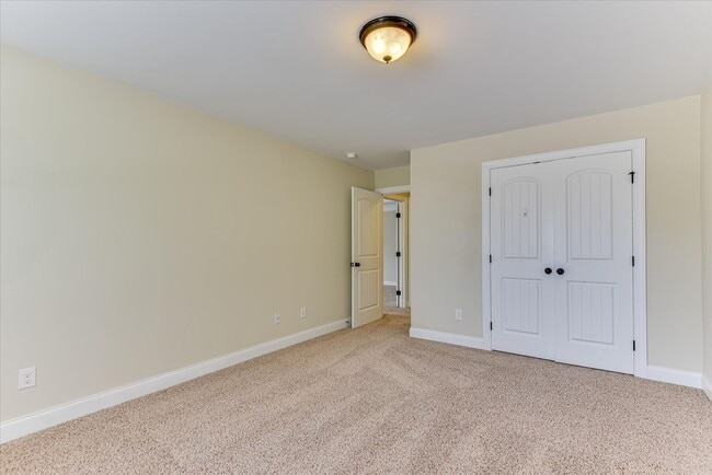 Building Photo - 4215 Windslow Dr