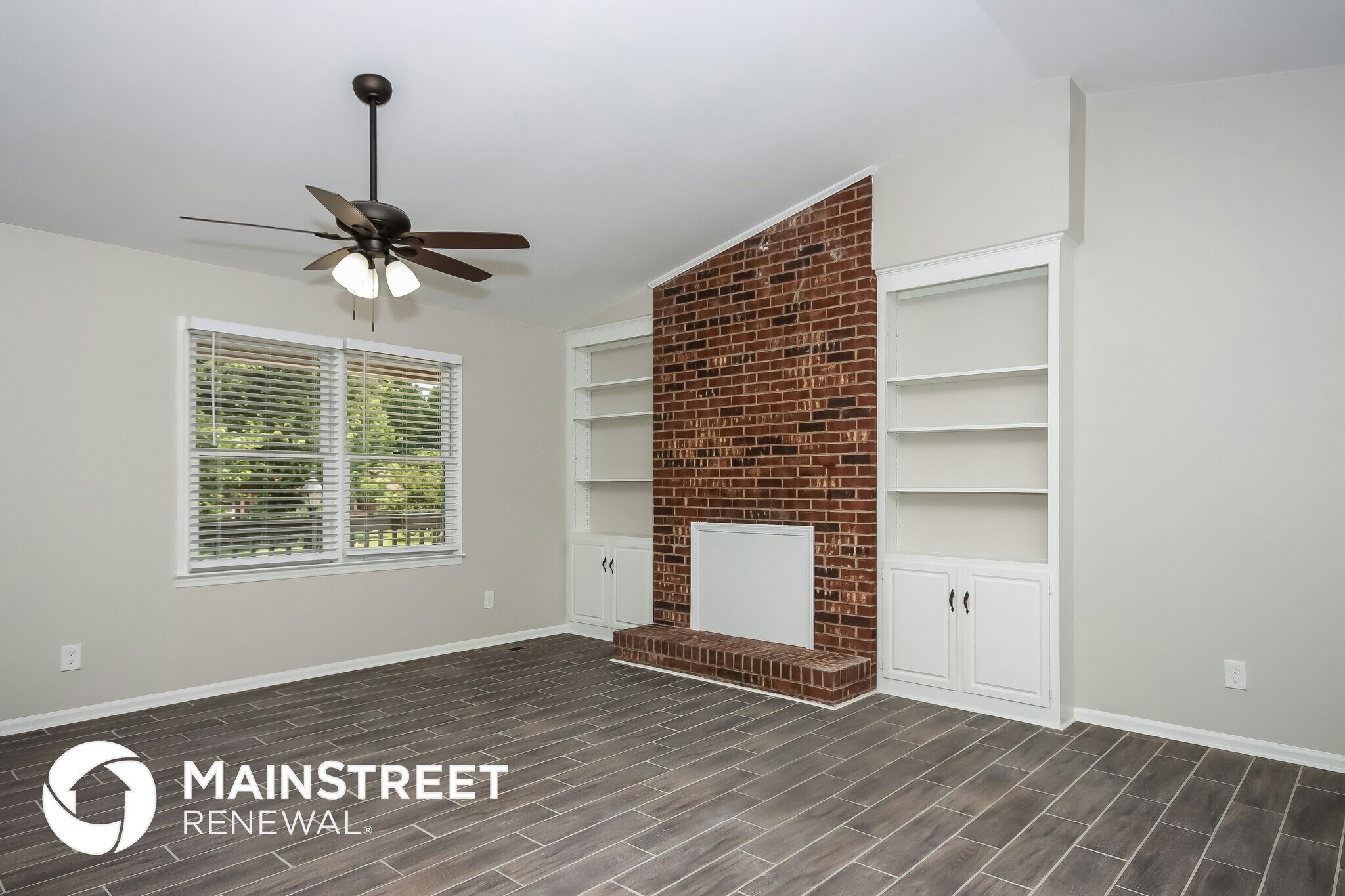 Building Photo - 663 Sunridge Dr