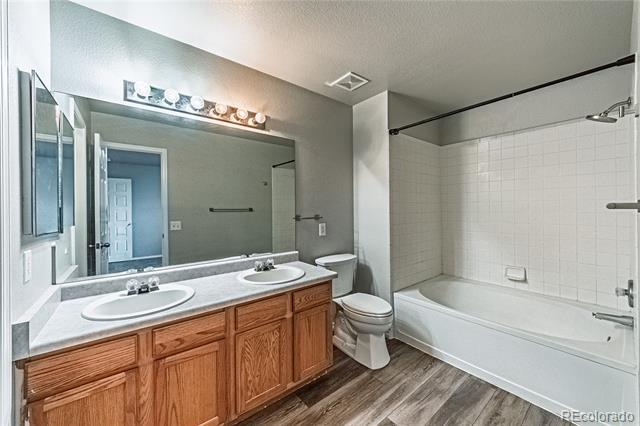 Building Photo - 2588 Weyburn Way