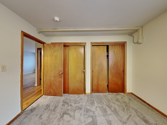 Building Photo - 331 E 18th Ave