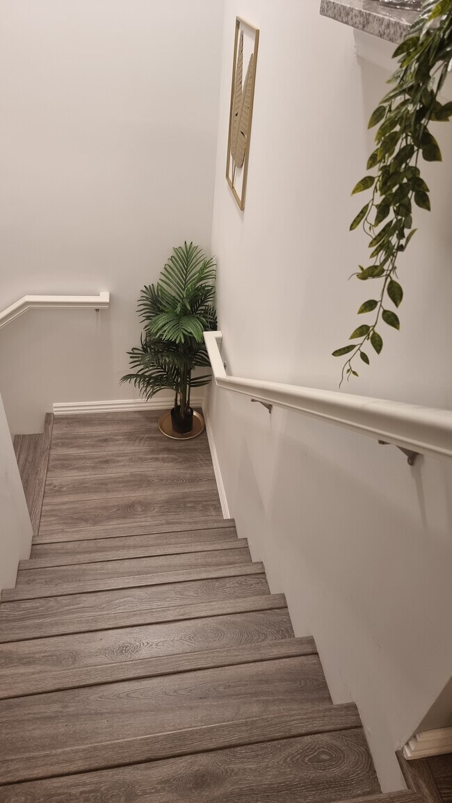 Building Photo - 7869 Ambassador Dr