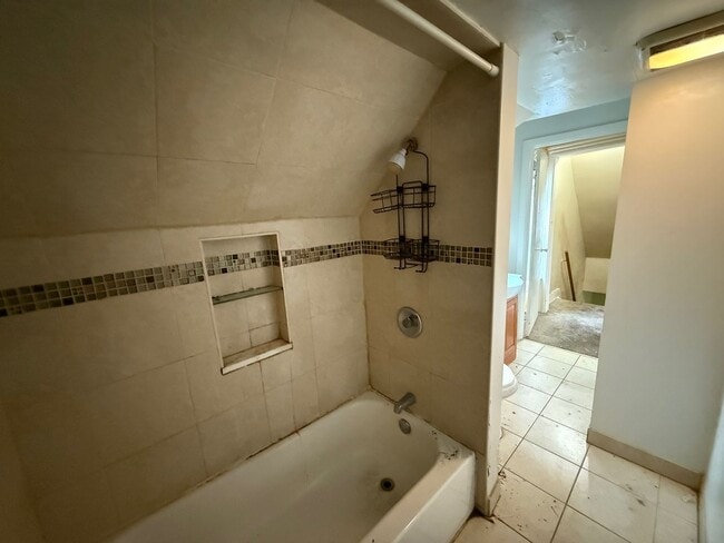 Building Photo - 2 bed/1 bath Single Family Home McKeesport, PA