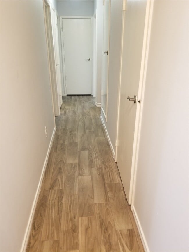 Building Photo - 18103 Autumn Hills Dr