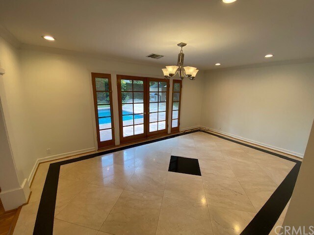 Building Photo - 4629 Forman Ave