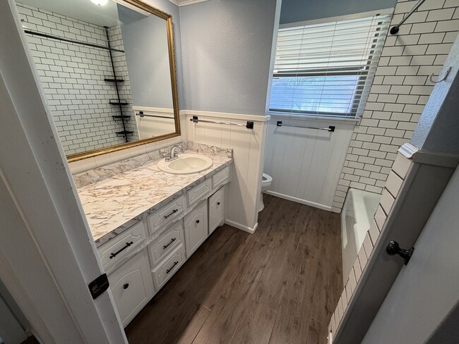 Building Photo - 6806 Norfolk Ave