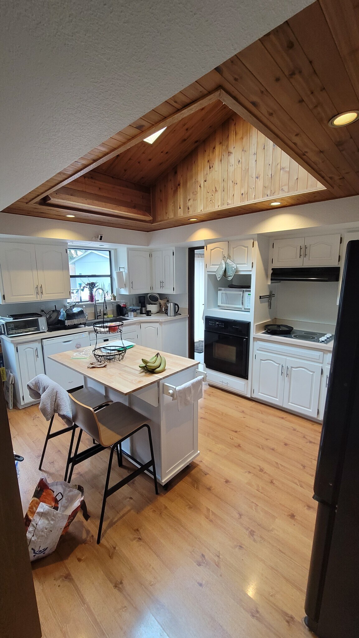 Kitchen Upstairs - 9905 157th St E