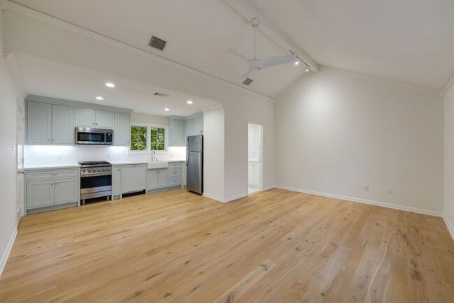 Building Photo - 3216 Rice Boulevard