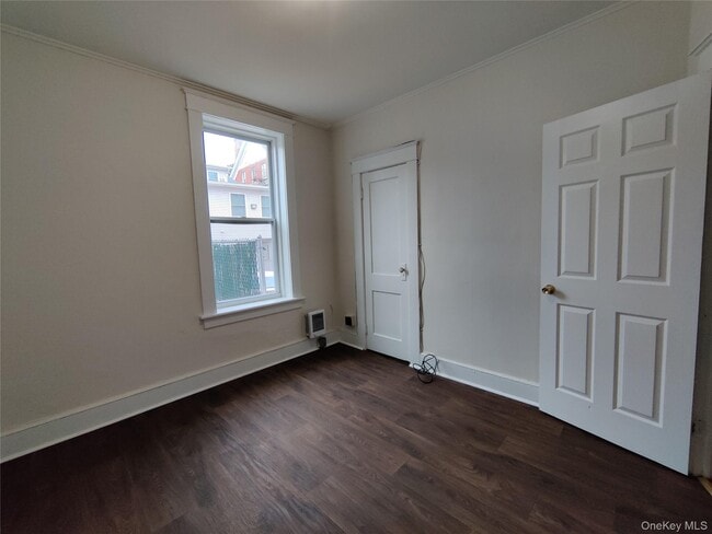 Building Photo - 98 Montgomery St