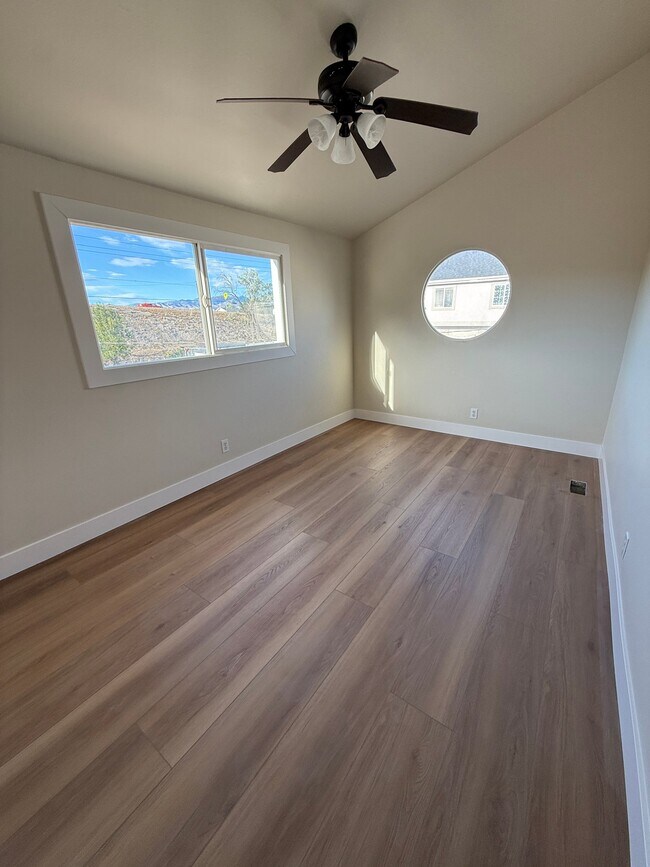 Building Photo - 2306 W 4130 S