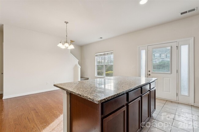 Building Photo - 10439 Benfield Rd