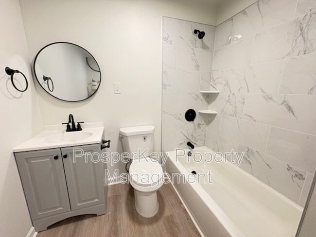 Building Photo - 2236 Danbury Dr