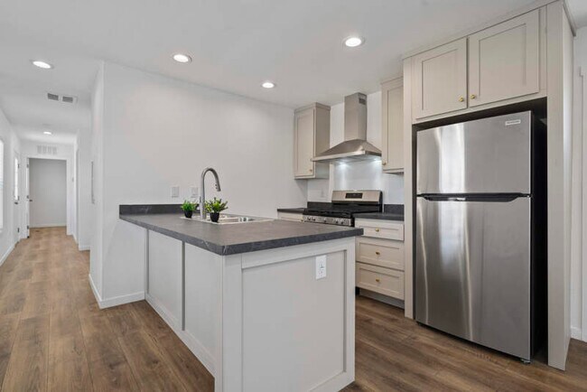 Building Photo - 4315 N Flowing Wells Rd