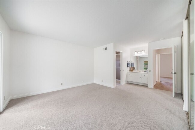 Building Photo - 24382 Macedo Dr