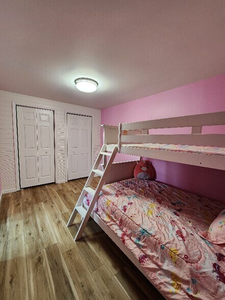 Building Photo - 11 First Street