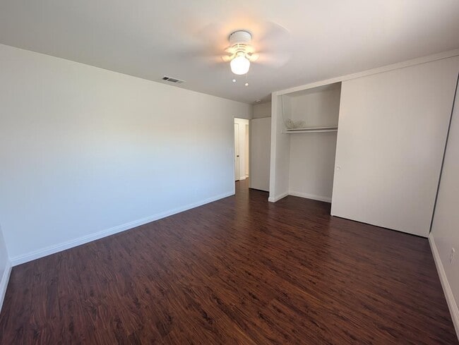 Building Photo - 529 E Colorado Blvd