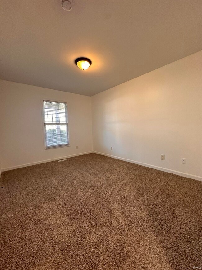Building Photo - 8477 Countrywood Ct