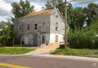 Building Photo - CLEAN OUT! 2 Story Home - $390 Month / $50...