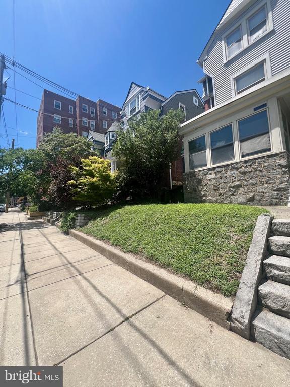 Building Photo - 1509 N Franklin St