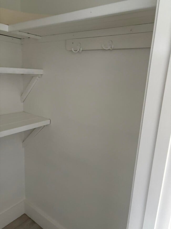 Building Photo - 374 Camden P