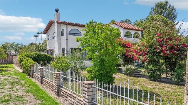 Building Photo - 3098 N Arrowhead Ave