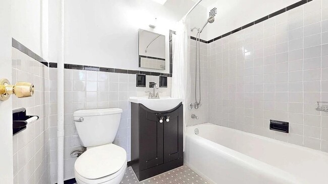 Building Photo - 115 Ashland Pl