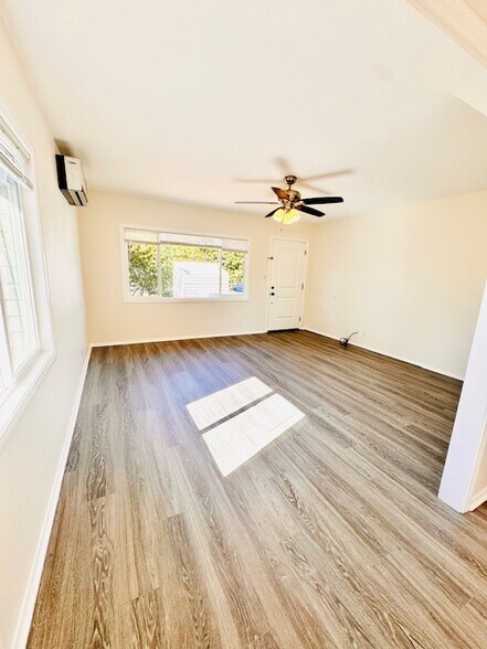 Building Photo - 12271 Lemon Crest Dr